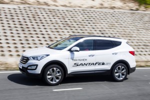 Hyundai Hà Đông tổ chức lái thử xe và tặng coupon trị giá 10 triệu khi mua xe SantaFe – Accent dành cho khách hàng tại Hà Nội
